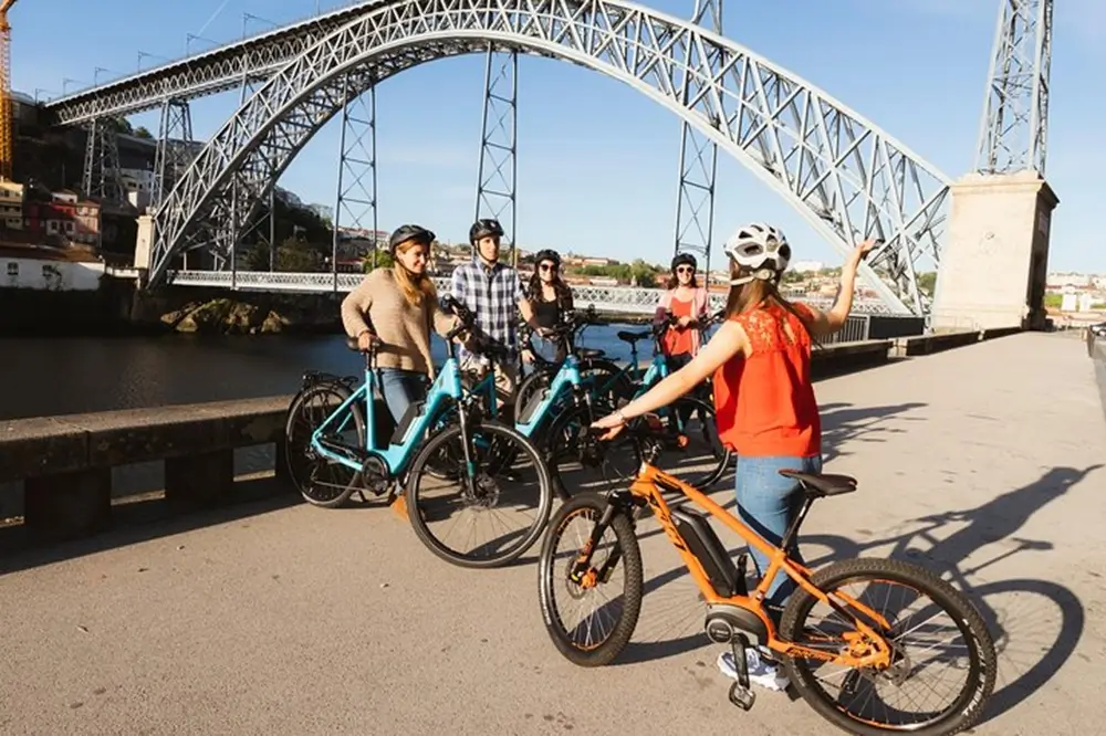 Porto: 3-Hour Old Town & Riverside Bike Tour - Guided Experience - 5
