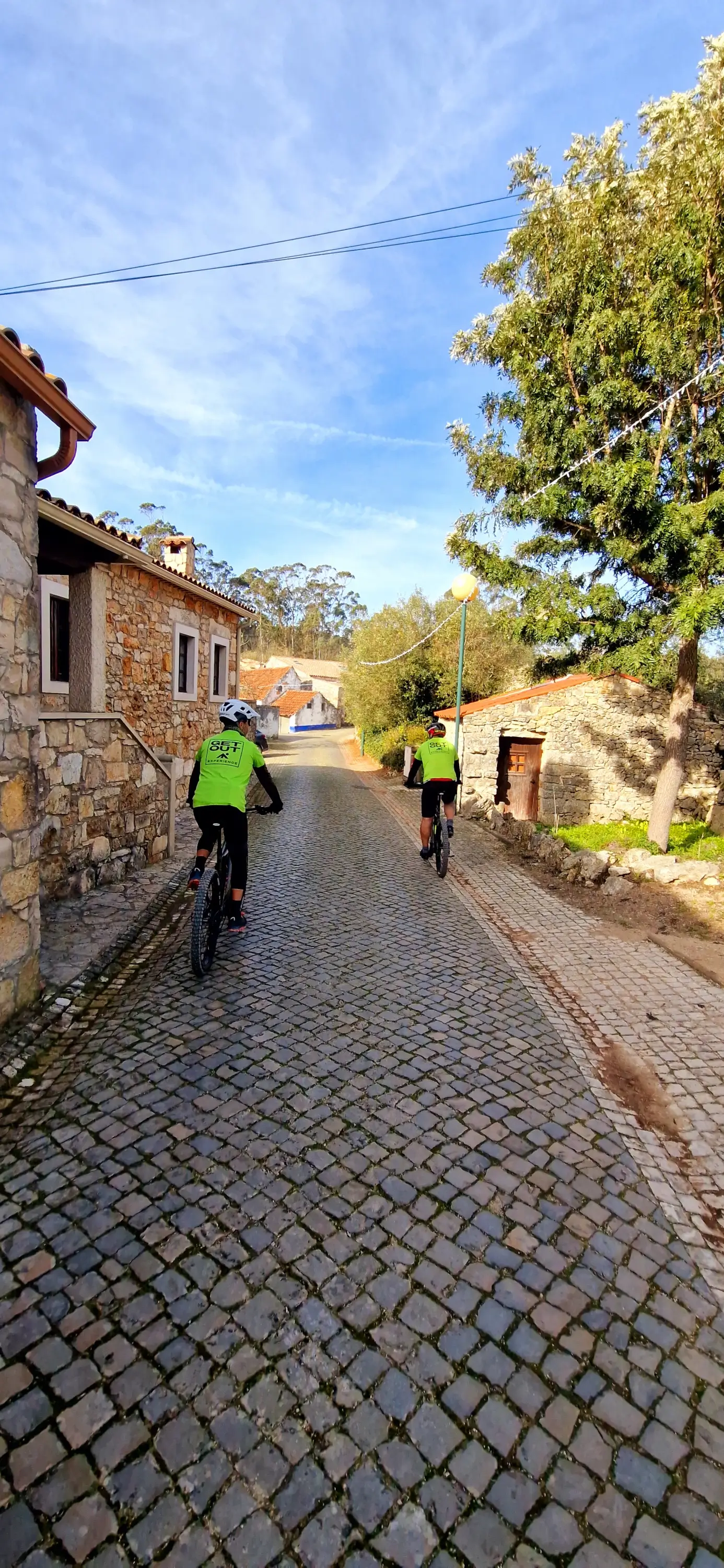 FÁTIMA: CAVES & TRADITION E-BIKE TOUR - 4