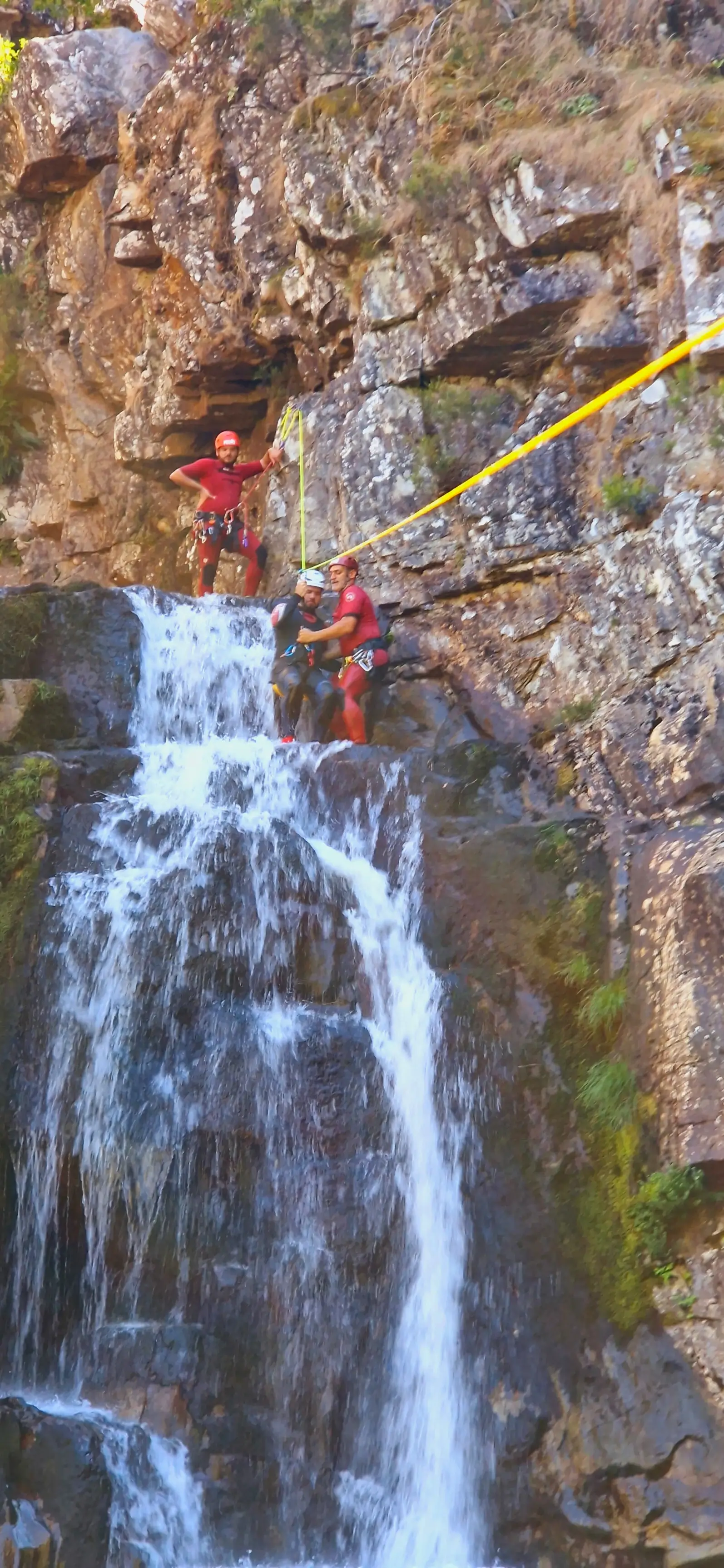 RIO DE FRADES: CANYONING IN SERRA DA FREITA NEAR AROUCA - 4