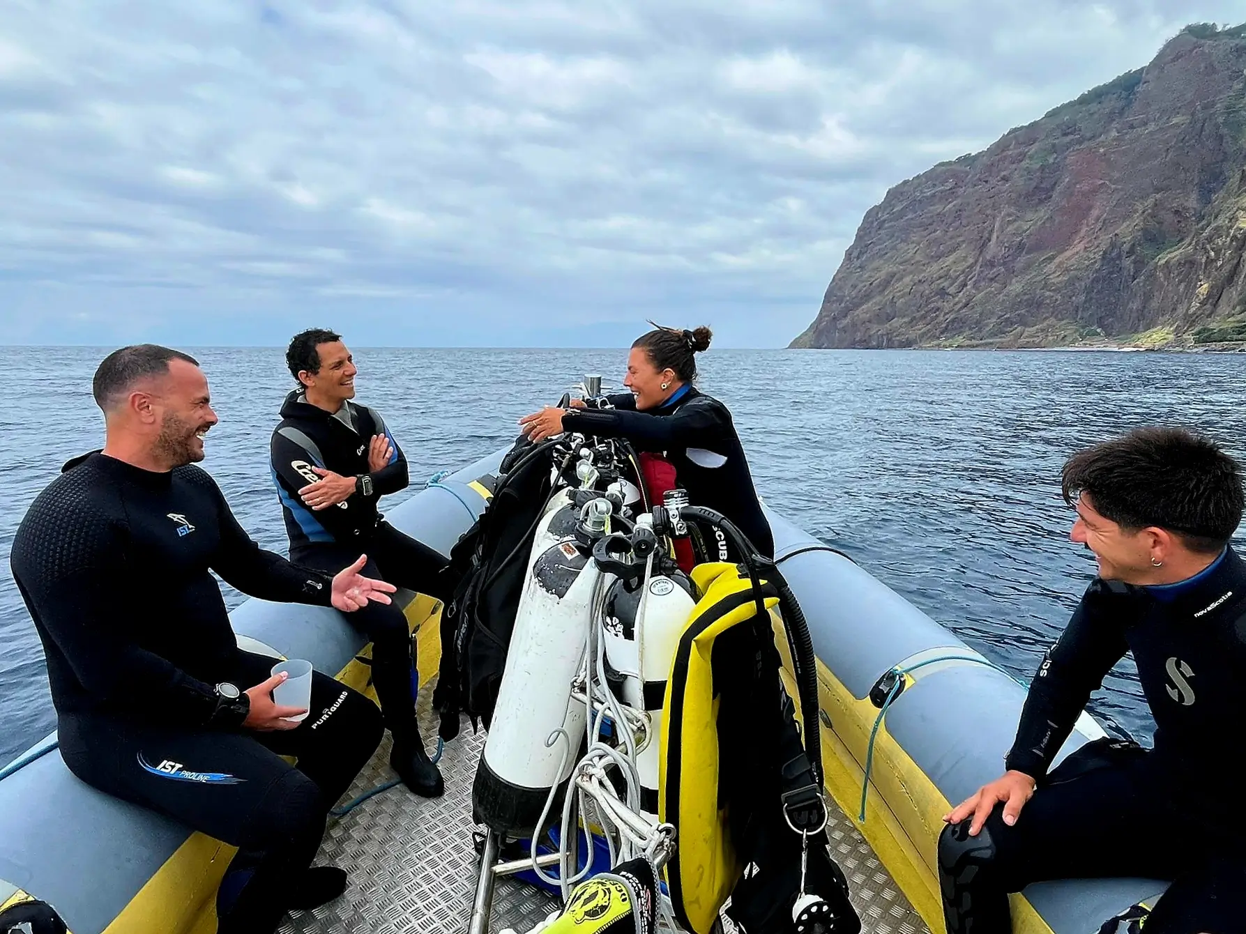 My first scuba Dive into the Ocean from Madeira Island - 5