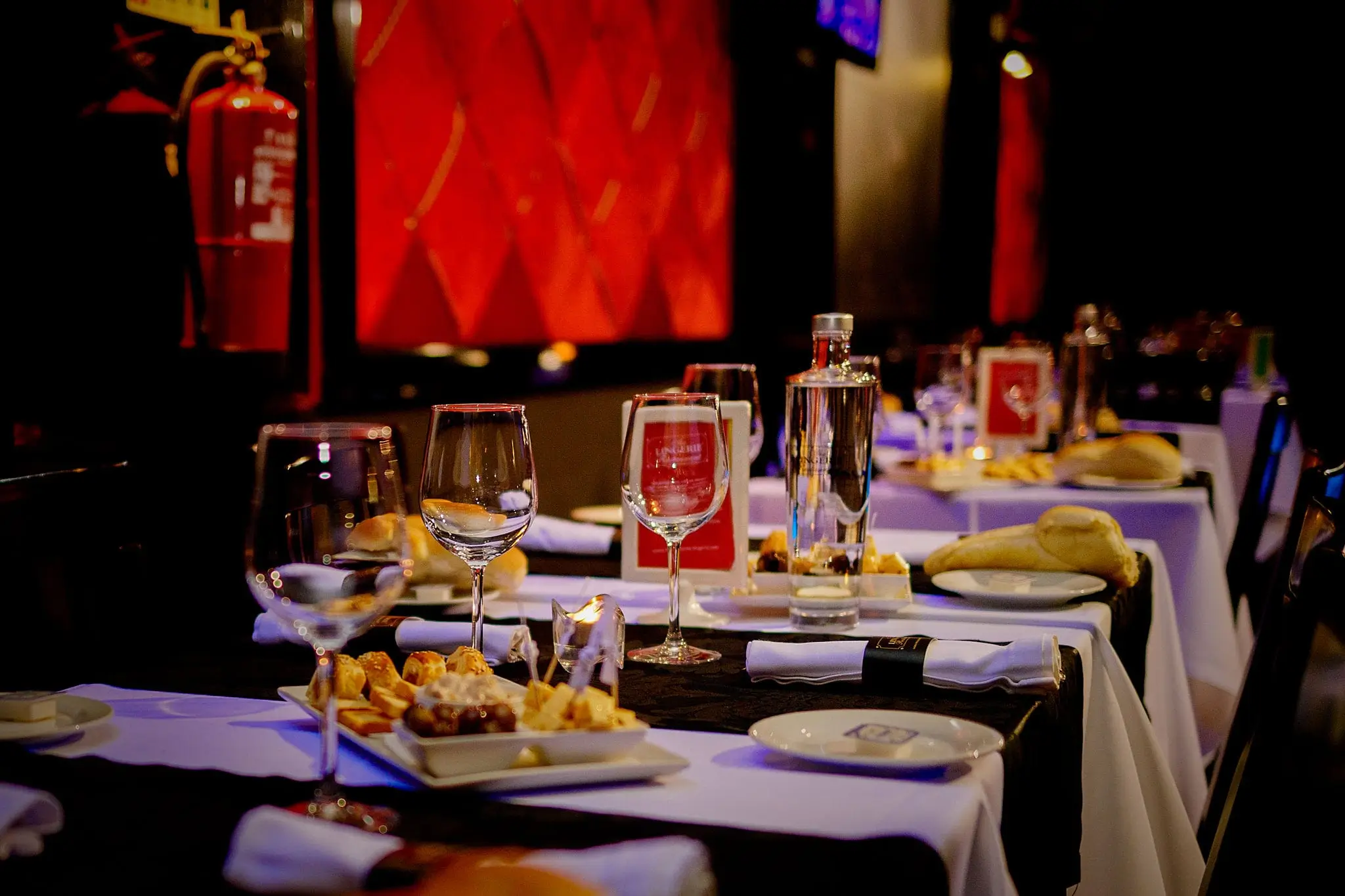 The Lingerie Restaurant Porto - Cabaret Show with Dinner - 10