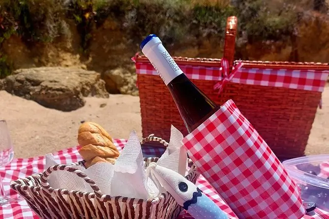 Private 4X4 Jeep & Beach Picnic Tour in Arrábida & Sesimbra from Lisbon - 6