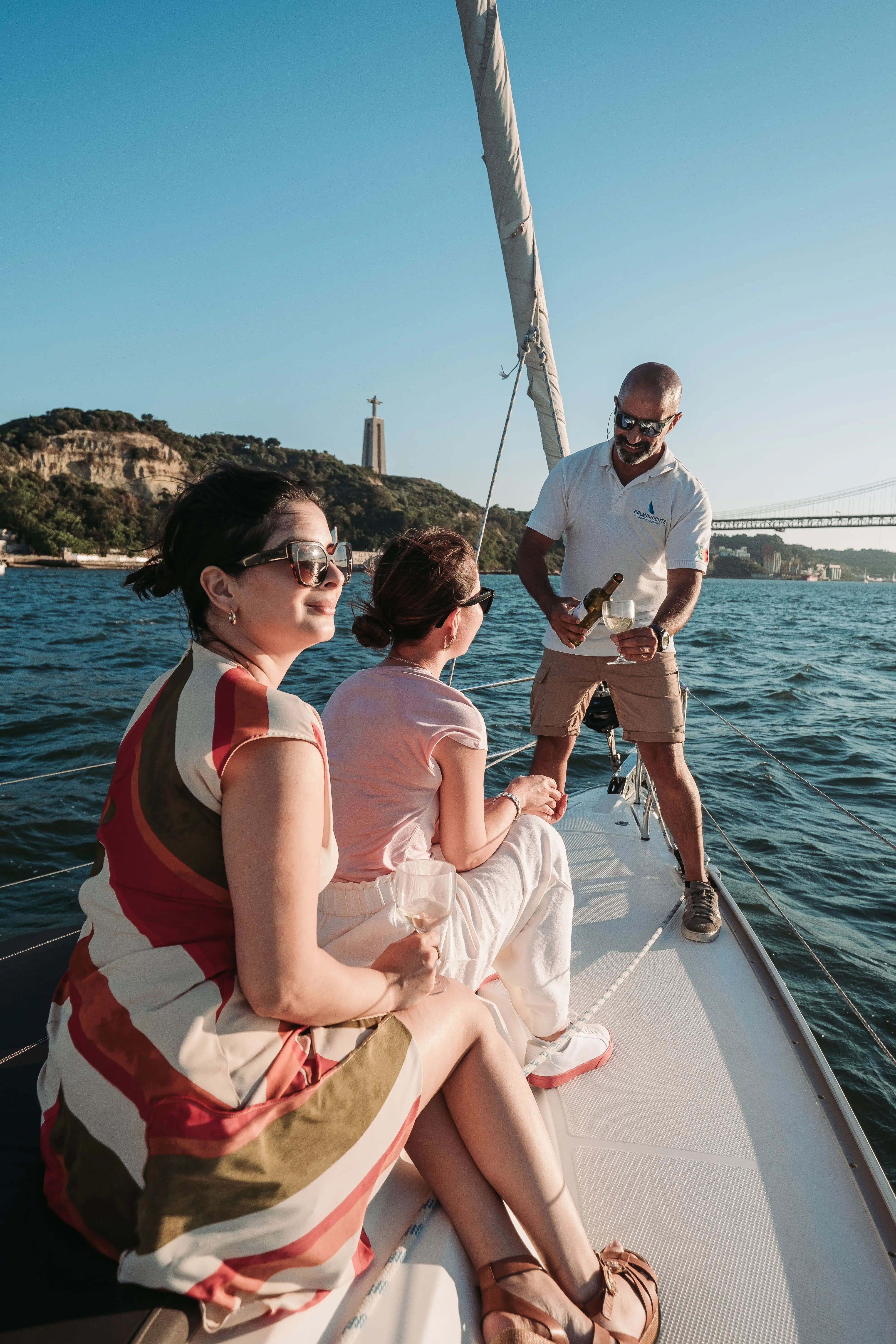 Lisbon Best Sunset Sailing Cruise - 2h Small Group Tour, with a Drink Included - 8