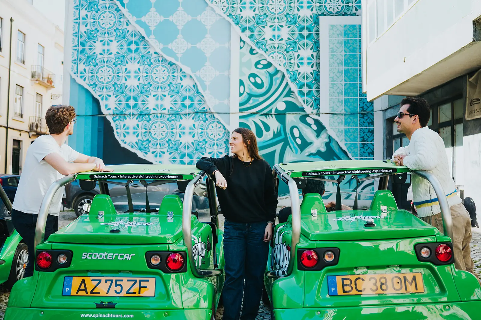 Lisbon Street Art Tour on an Electric Car - 8