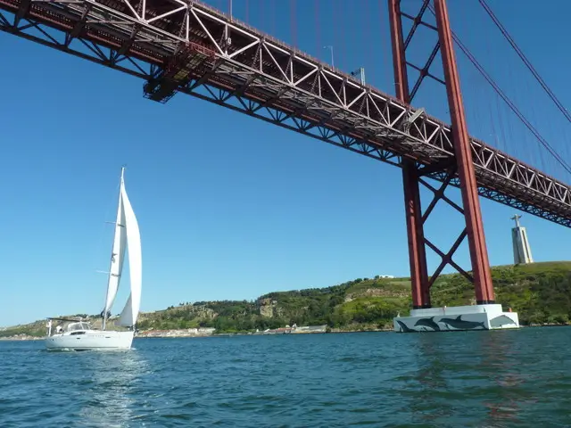 Lisbon morning sailing tour - 1