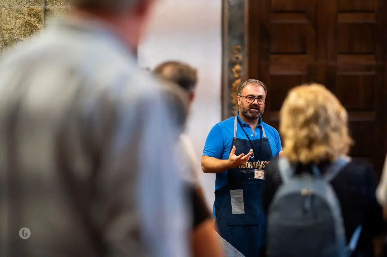 Porto: Fado Show with Guided Tour in a Historic Monastery - 7