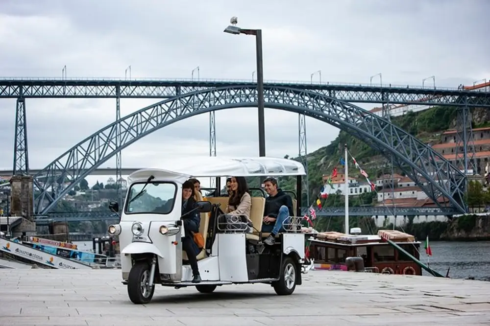 1.5-Hour Private Electric Tuk Tuk Sightseeing Tour Historic Porto - 5