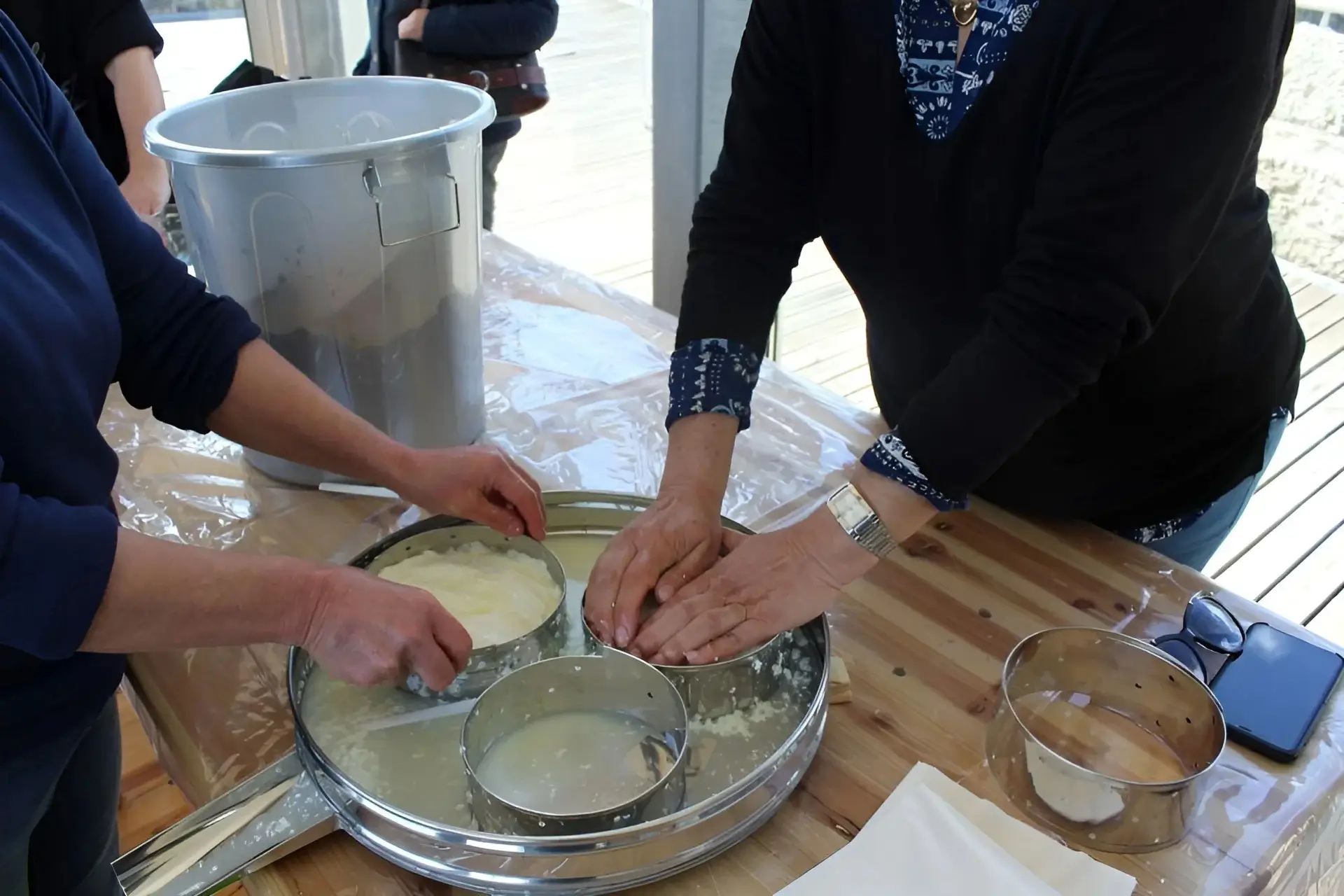 Private Azeitão Cheese Workshop, Wine Tasting & Sesimbra Tour - 2