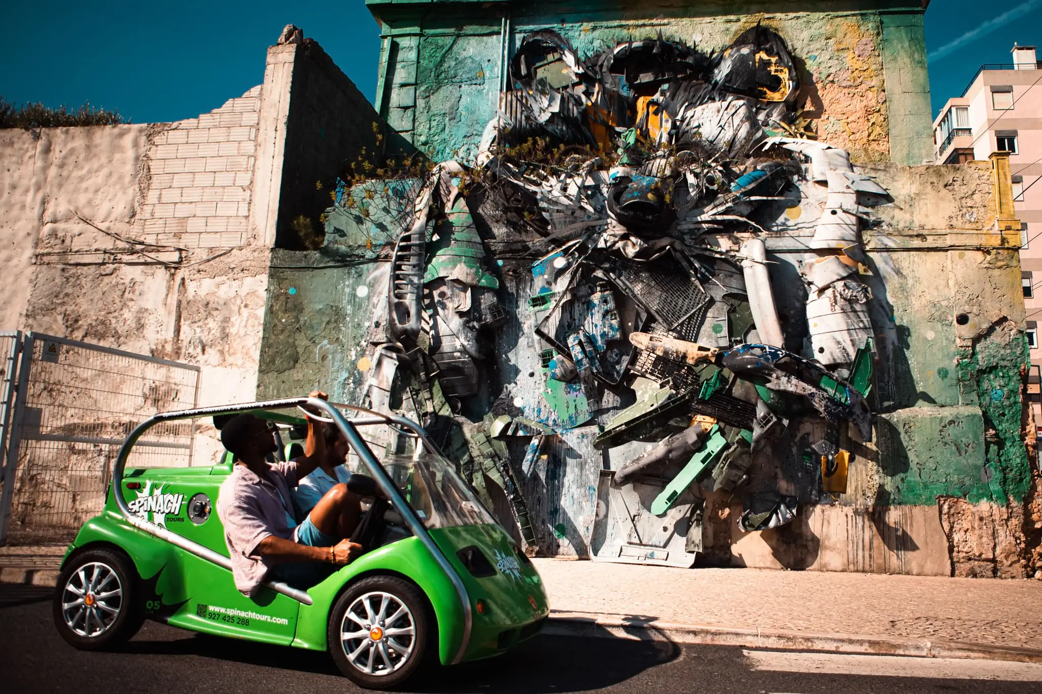 Lisbon Street Art Tour on an Electric Car - 3