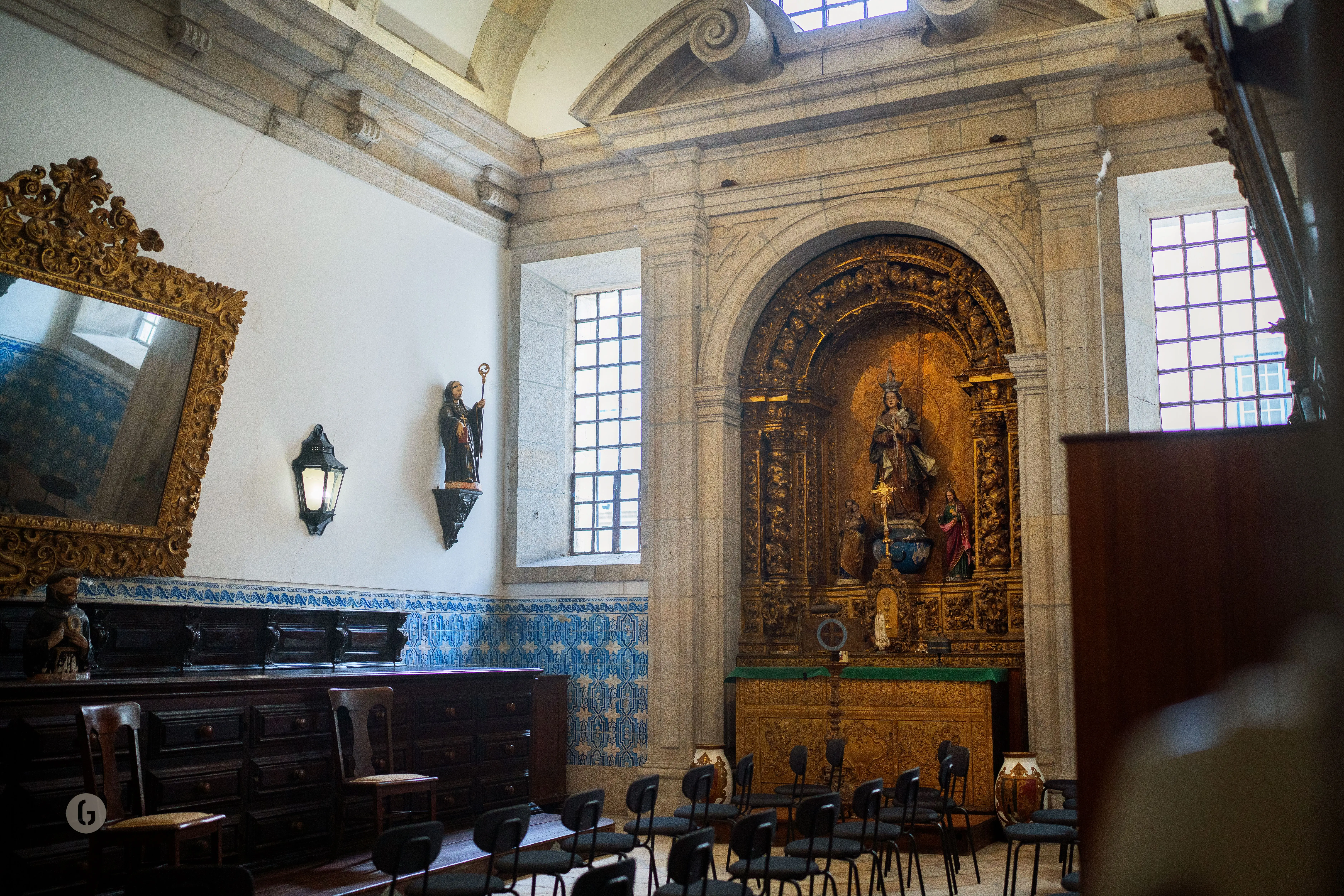 Porto: Fado Show with Guided Tour in a Historic Monastery - 2