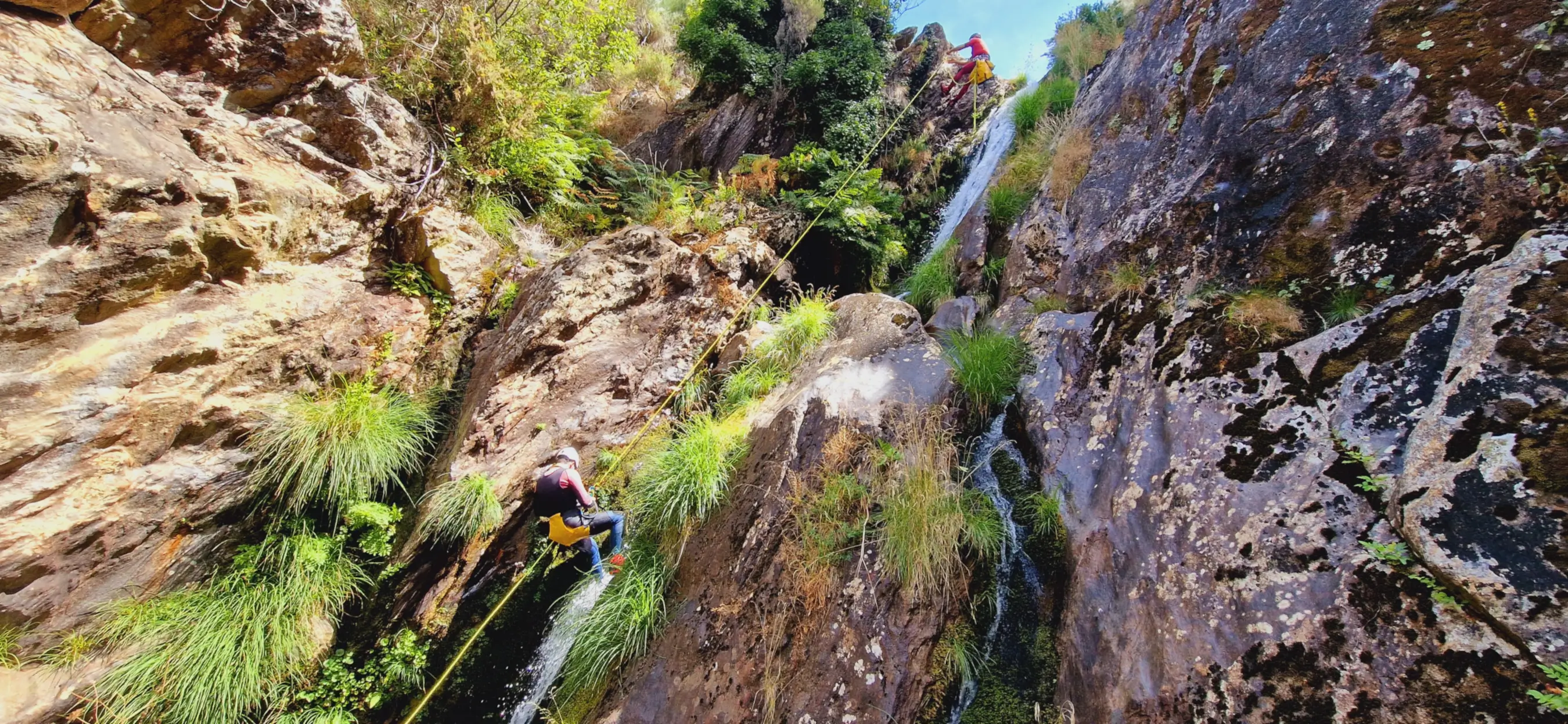 RIO DE FRADES: CANYONING IN SERRA DA FREITA NEAR AROUCA - 7