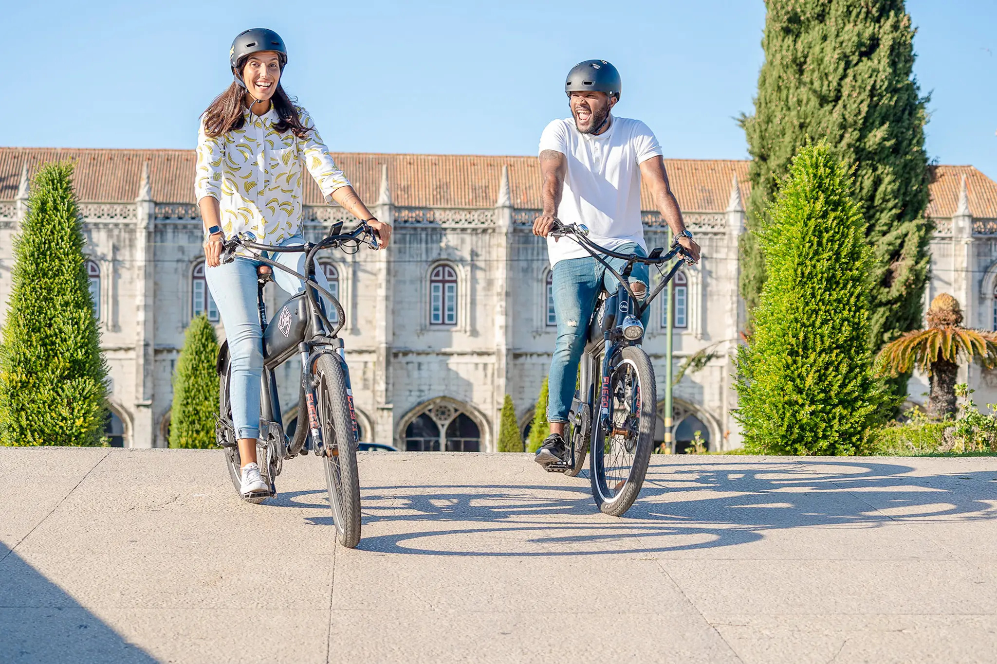 Excursão guiada de bicicleta elétrica em Belém Explore Lisboa à beira rio - 8