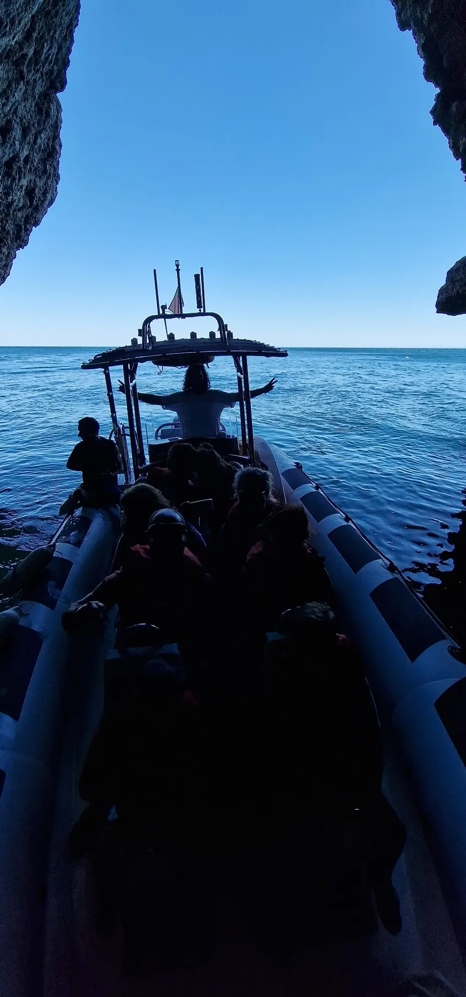 Wild Beaches and Caves Sesimbra Boat Tour - 4