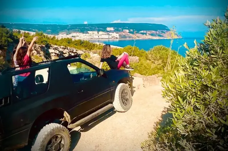 Private 4X4 Jeep & Beach Picnic Tour in Arrábida & Sesimbra from Lisbon - 2